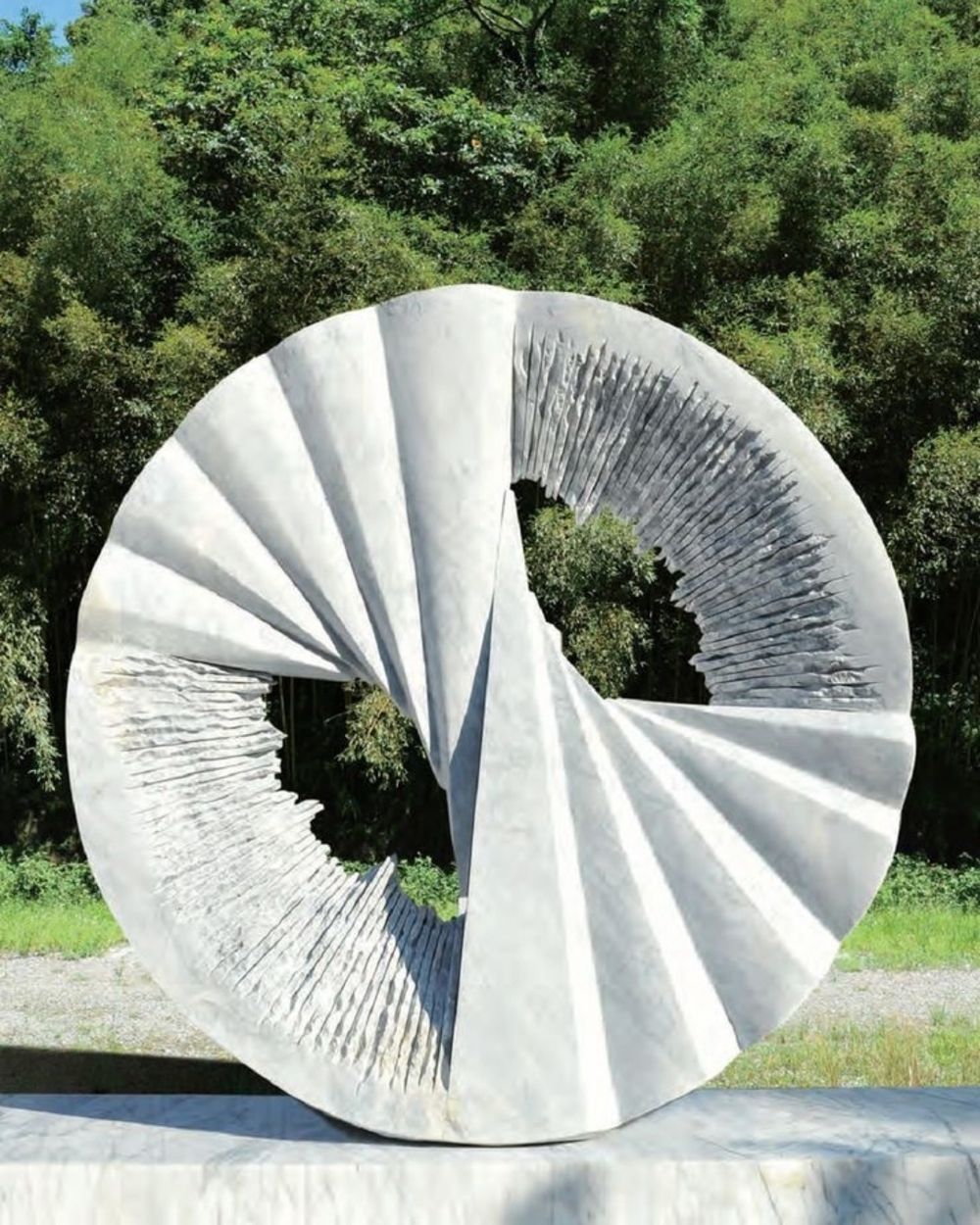 Abstract Sculptures in Makrana marble by Everstone — 17