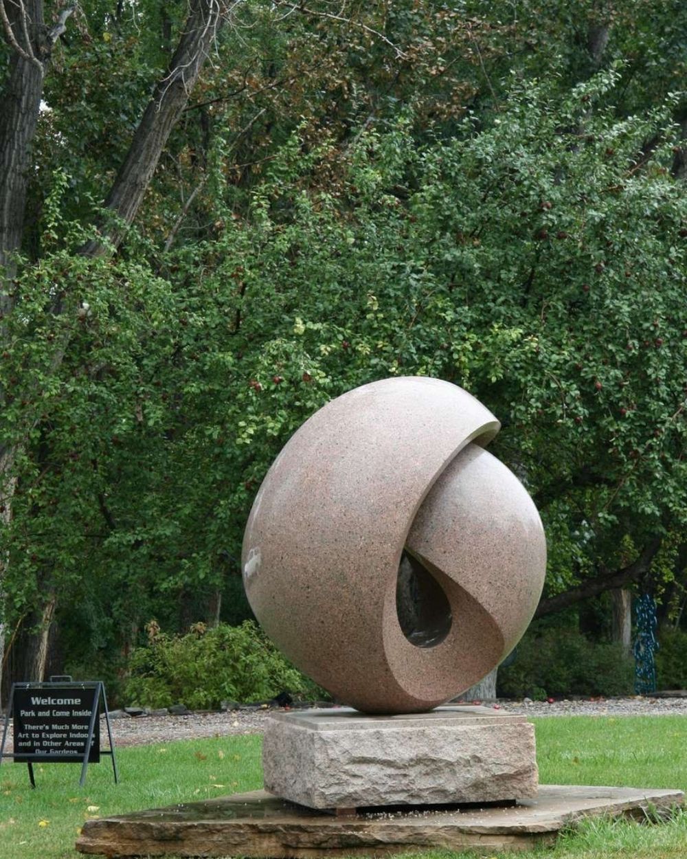 Abstract Sculptures in Makrana marble by Everstone — 19
