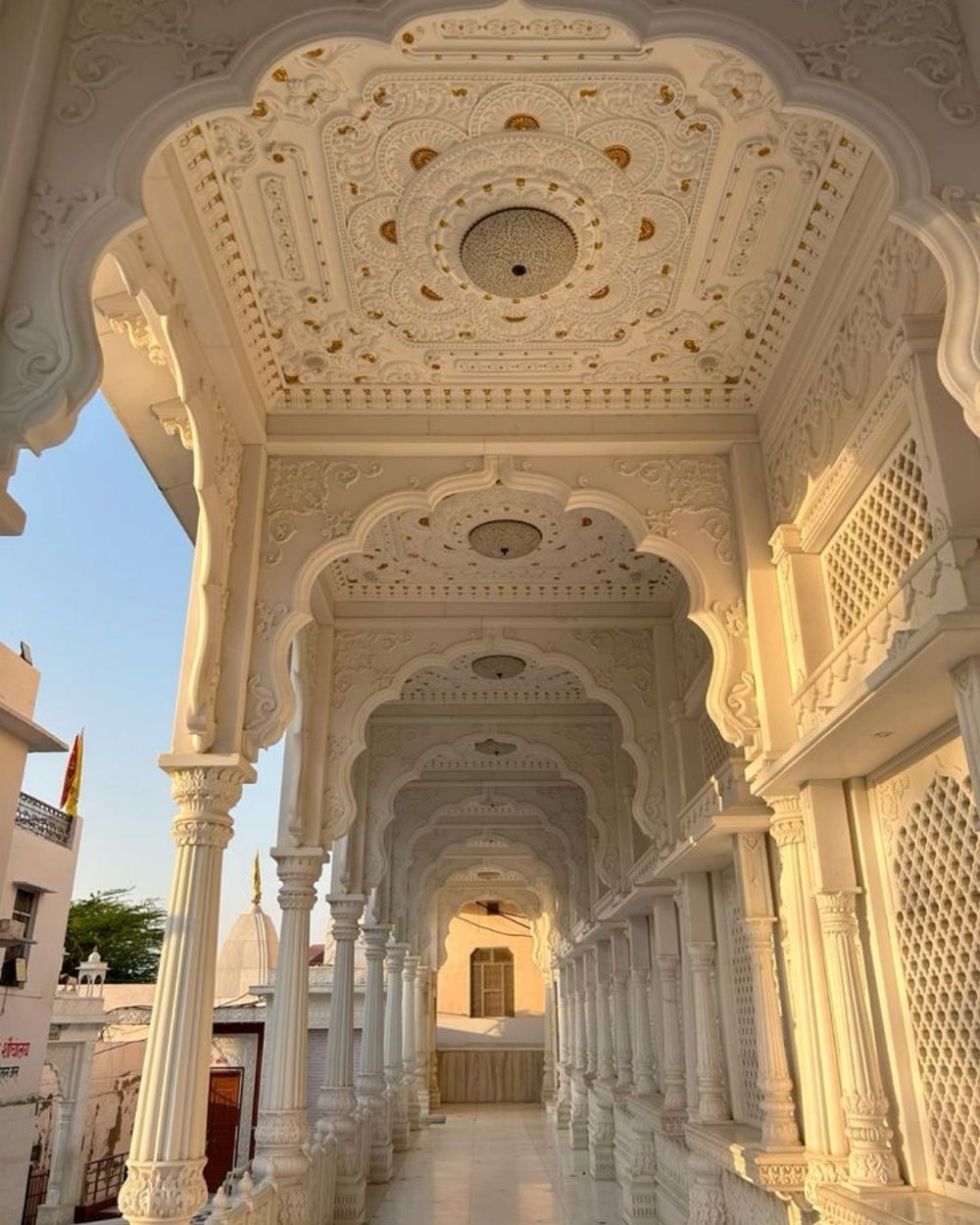 Architectural Elements in Makrana marble by Everstone — 45